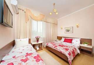 Гостиница Milotel M+ Анапа Стандартный трехместный номер-3